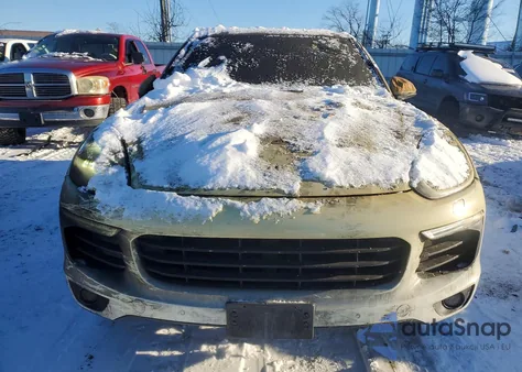 2018 Porsche Cayenne z USA, uszkodzony, nr VIN WP1AA2A27JKA04306